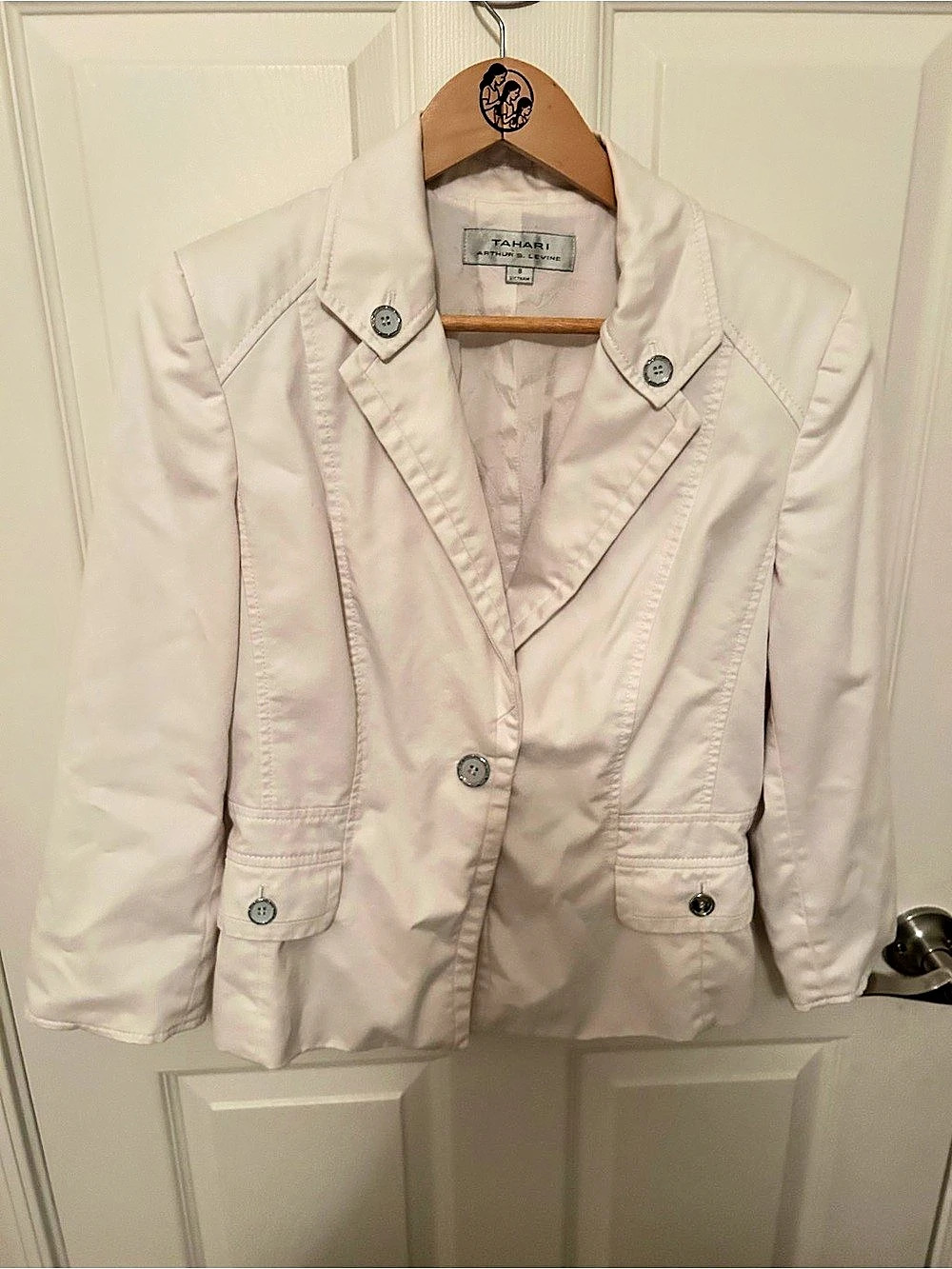 Tahari Arthur S. Levine Women's Jacket in White Size 8